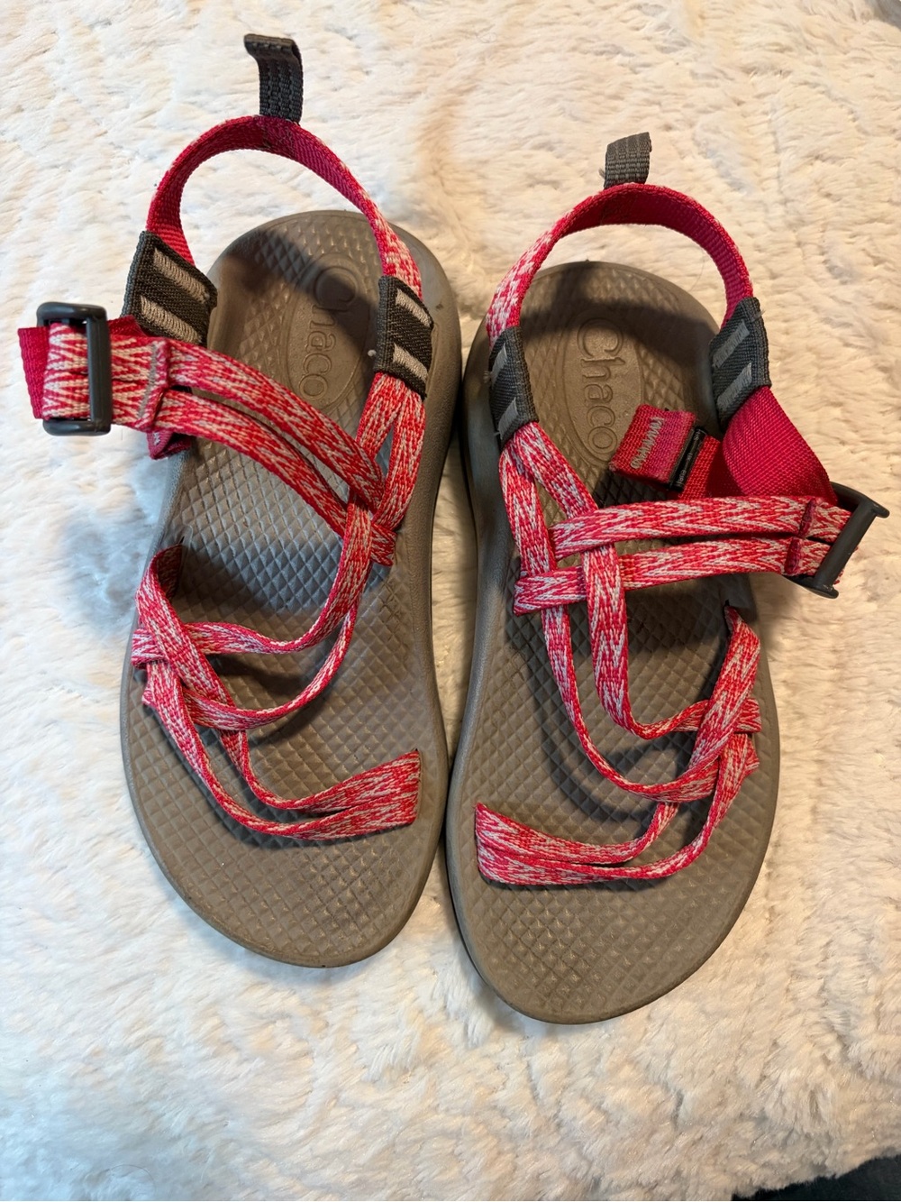 Chacos pink & grey hiking adjustable strap girls sandals waterproof Sz 1
